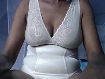 lovelythighs54